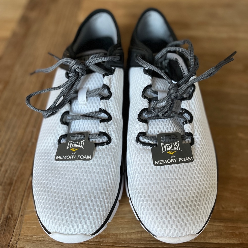 Everlast Memory Foam Sneakers for men Size 10.5